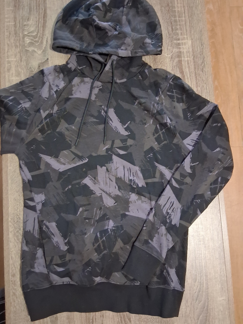 Gymshark Black & Gray Camouflage-Style Hoodie